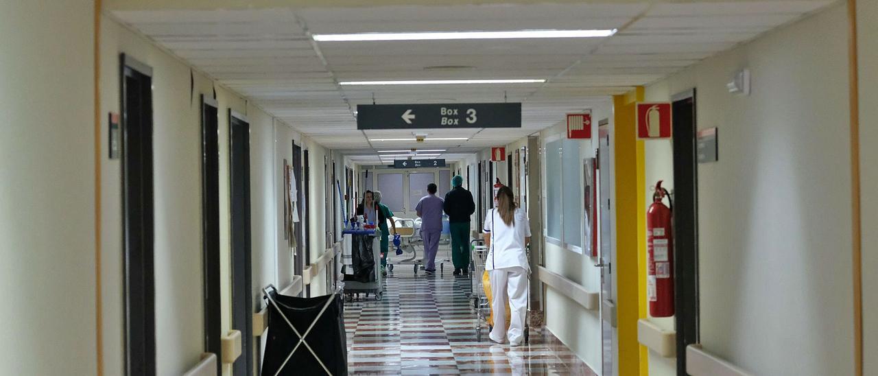 Acceso a los quirófanos en el Hospital General de Alicante.