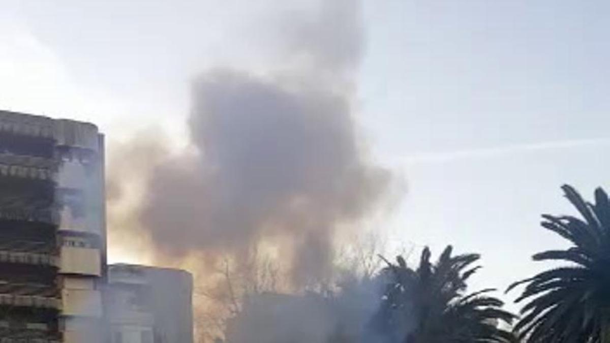 Humo provocado por petardos.