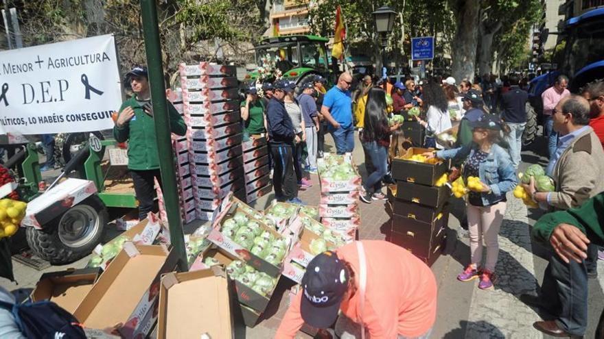 El campo llama a un parón sectorial y aúna más fuerzas para la protesta en Murcia