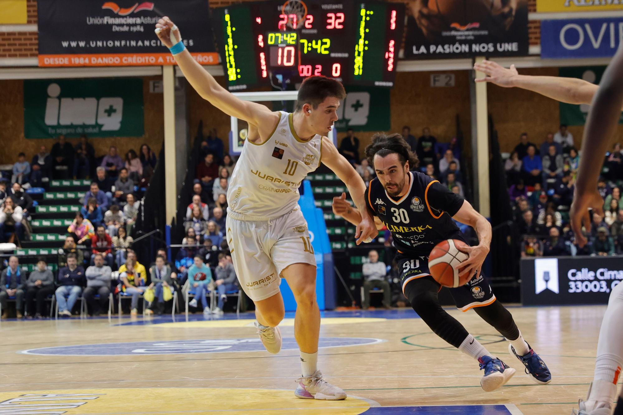 El Alimerka Oviedo Baloncesto gana un partido clave al Iraurgi ISB