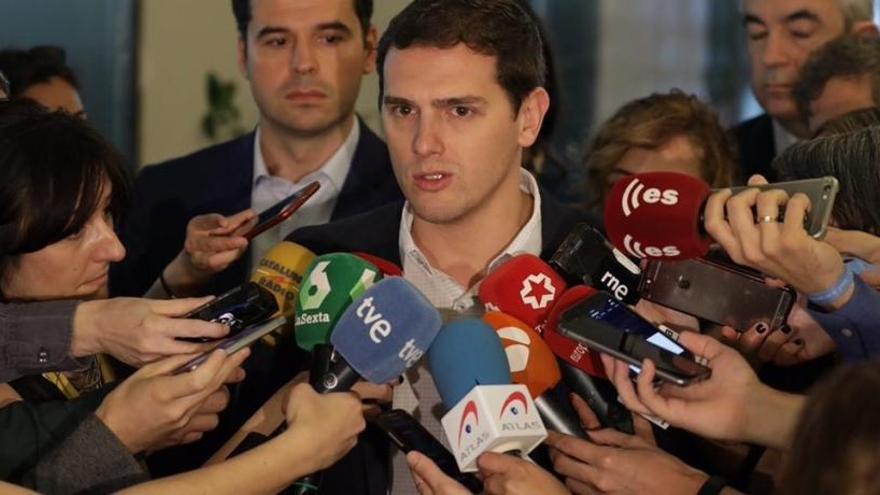 Rivera demana a Rajoy que «rectifiqui» i s&#039;assegui a negociar com mantenir el 155
