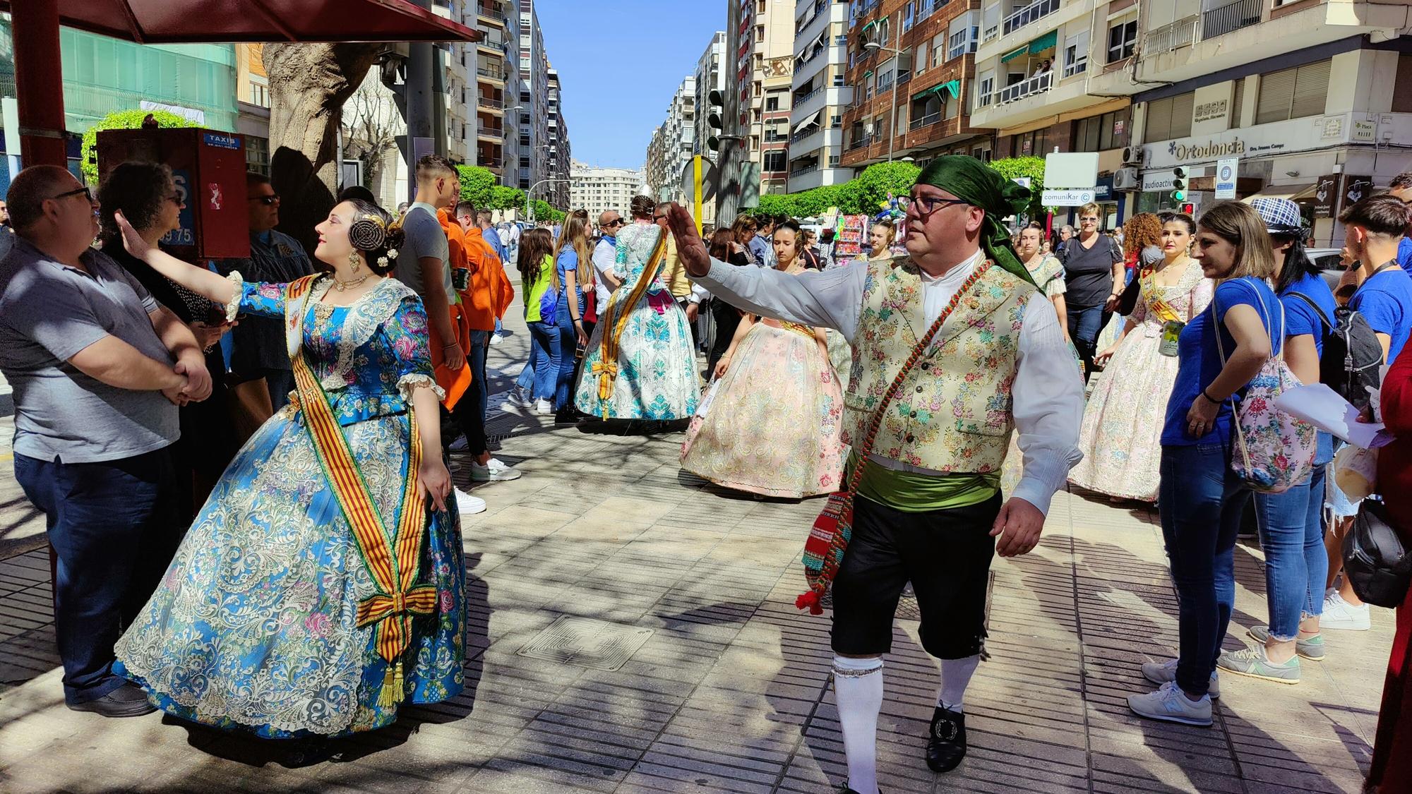 Revive la tercera 'mascletà' de las Fallas de Alzira con esta selección de fotografías