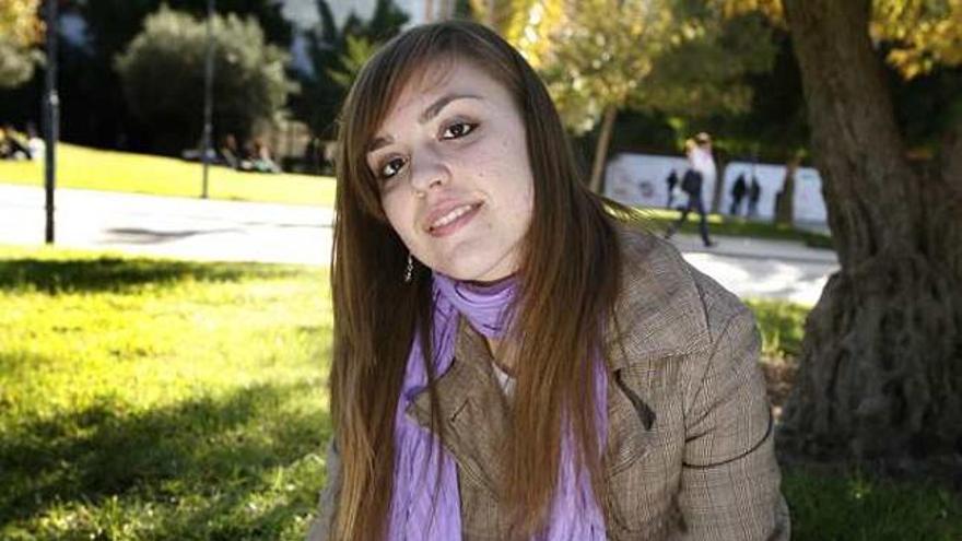 Aitana, en el Campus de Alicante donde ha empezado a estudiar Historia