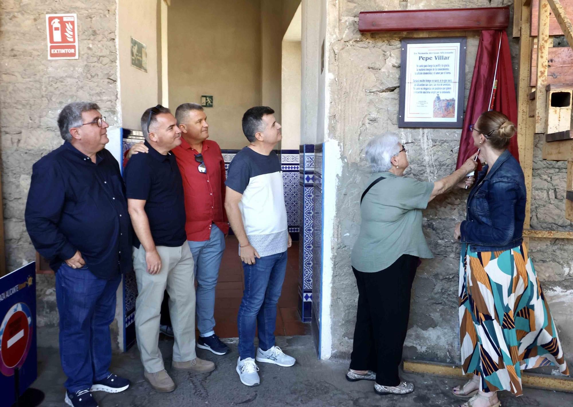 La Plaza de Toros de Alicante rinde homenaje al gran aficionado alicantino Pepe Villar