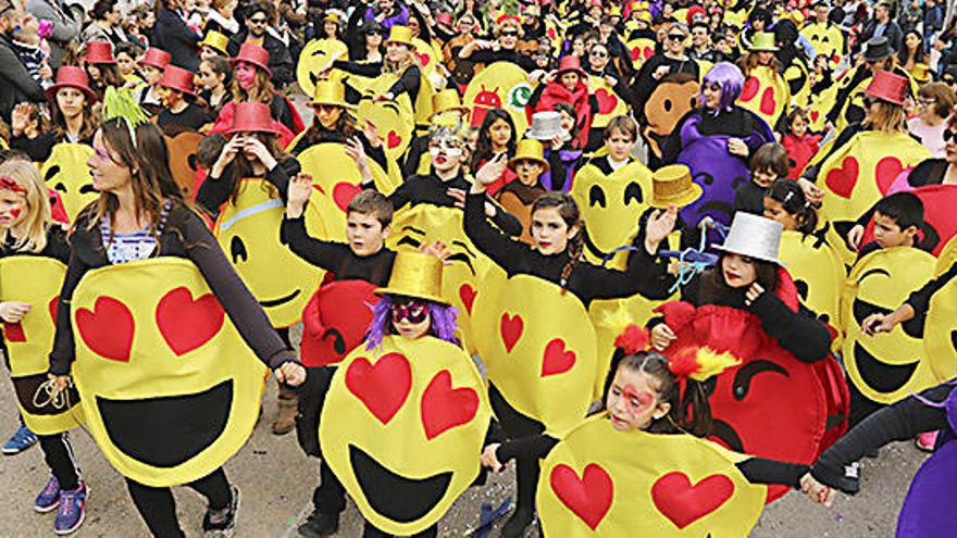 Rúa de Carnaval del pasado año, que se celebró en Sant Jordi.