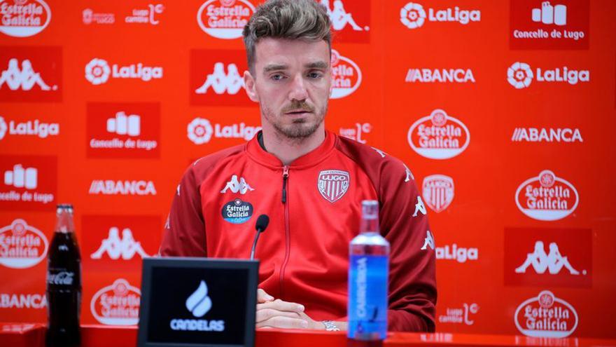 El capitán del Lugo, Manu Barreiro, durante la rueda de prensa / c.d.