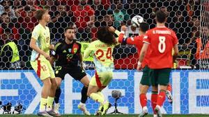 Cristiano Ronaldo celebra el 2-2 durante la final de la UEFA Nations League que han jugado Portugal y España en Múnich, Alemania. EFE/EPA/ANNA SZILAGYI