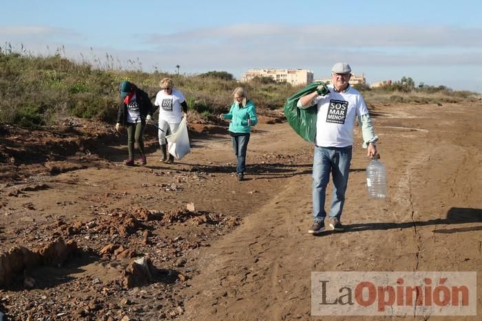 SOS Mar Menor retira dos toneladas de basura