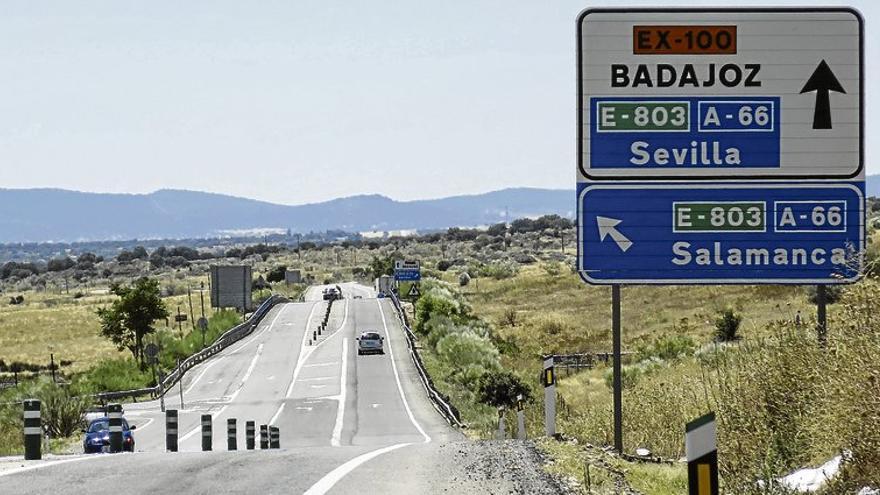 La Junta cierra el trámite de la autovía Cáceres-Badajoz y la aparca sin fecha