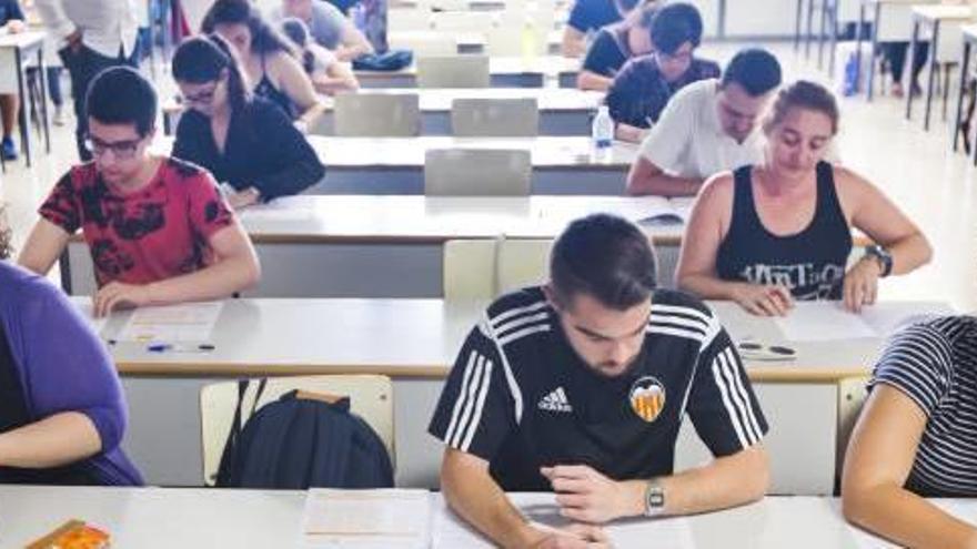 Una de las aulas de examen de ayer en la UPV.