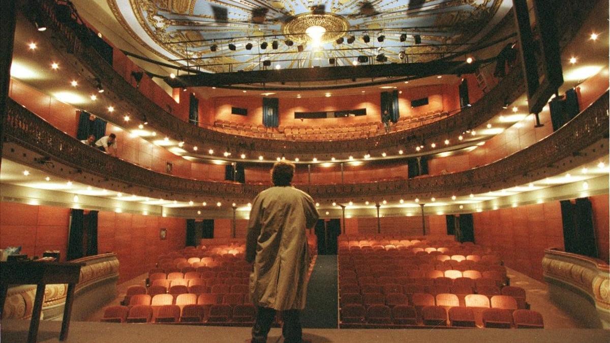 Vista de la platea del Teatre Romea.