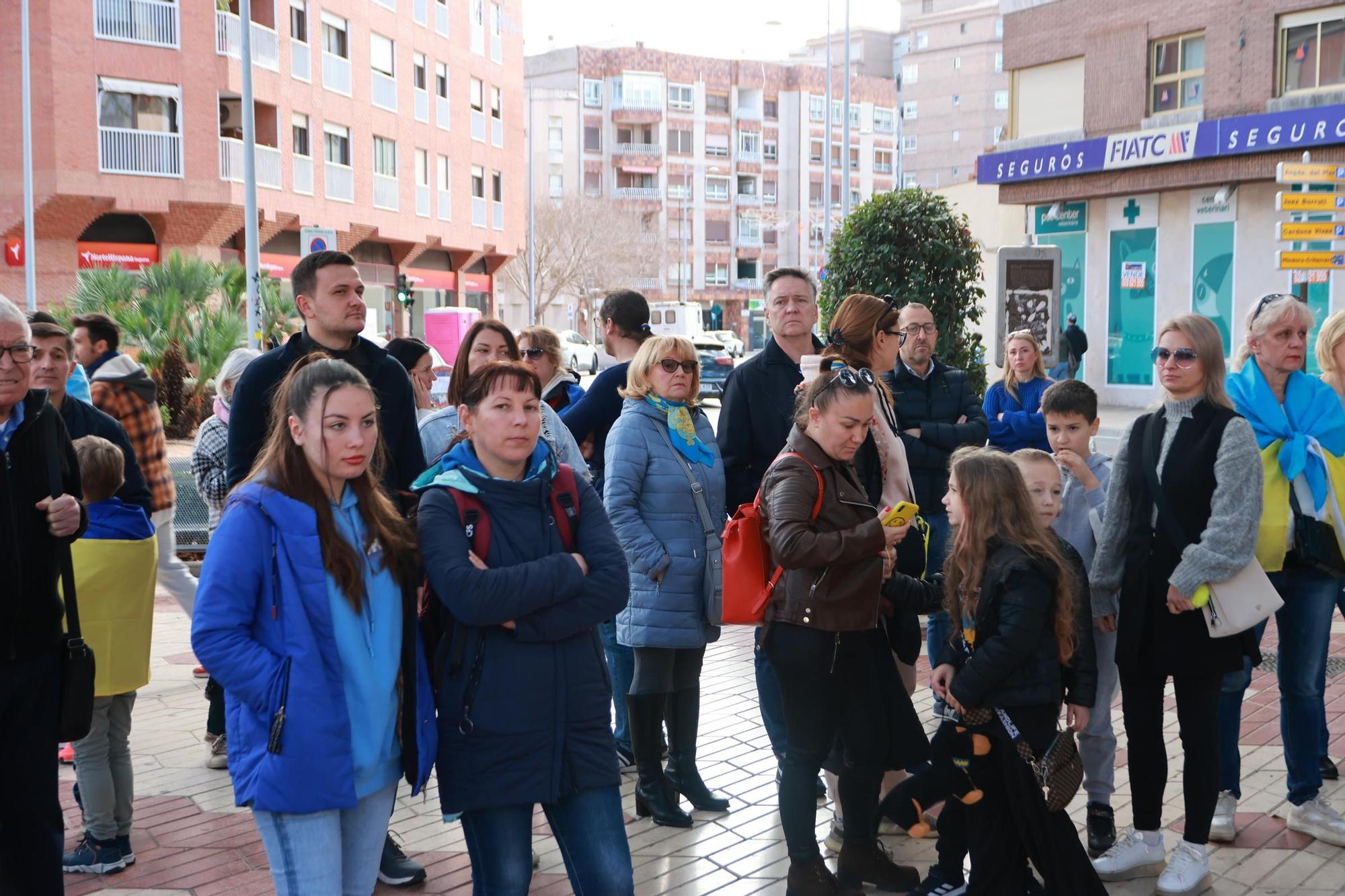 Cientos de castellonenses se manifestan por la paz en Ucrania