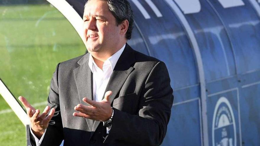 Tino Fernández, en el estadio de Riazor.