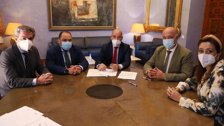 La Diputación de Córdoba firma operaciones de crédito por más de 24 millones