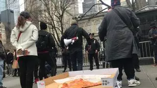 Crónica desde Nueva York: pizza o muerte, la última guerra del trumpismo