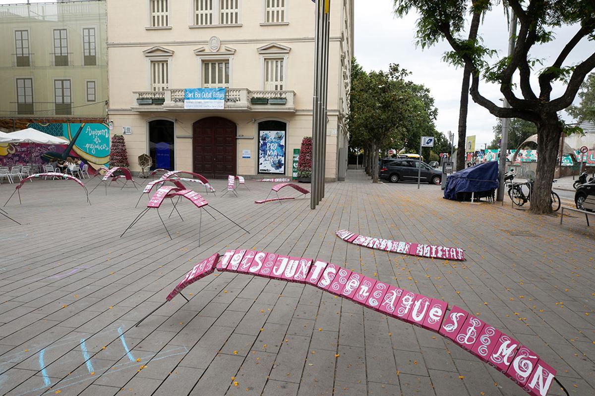 Sant Boi basteix ponts simbòlics per l’acollida de persones refugiades Sant Boi basteix ponts simbòlics per l’acollida de persones refugiades