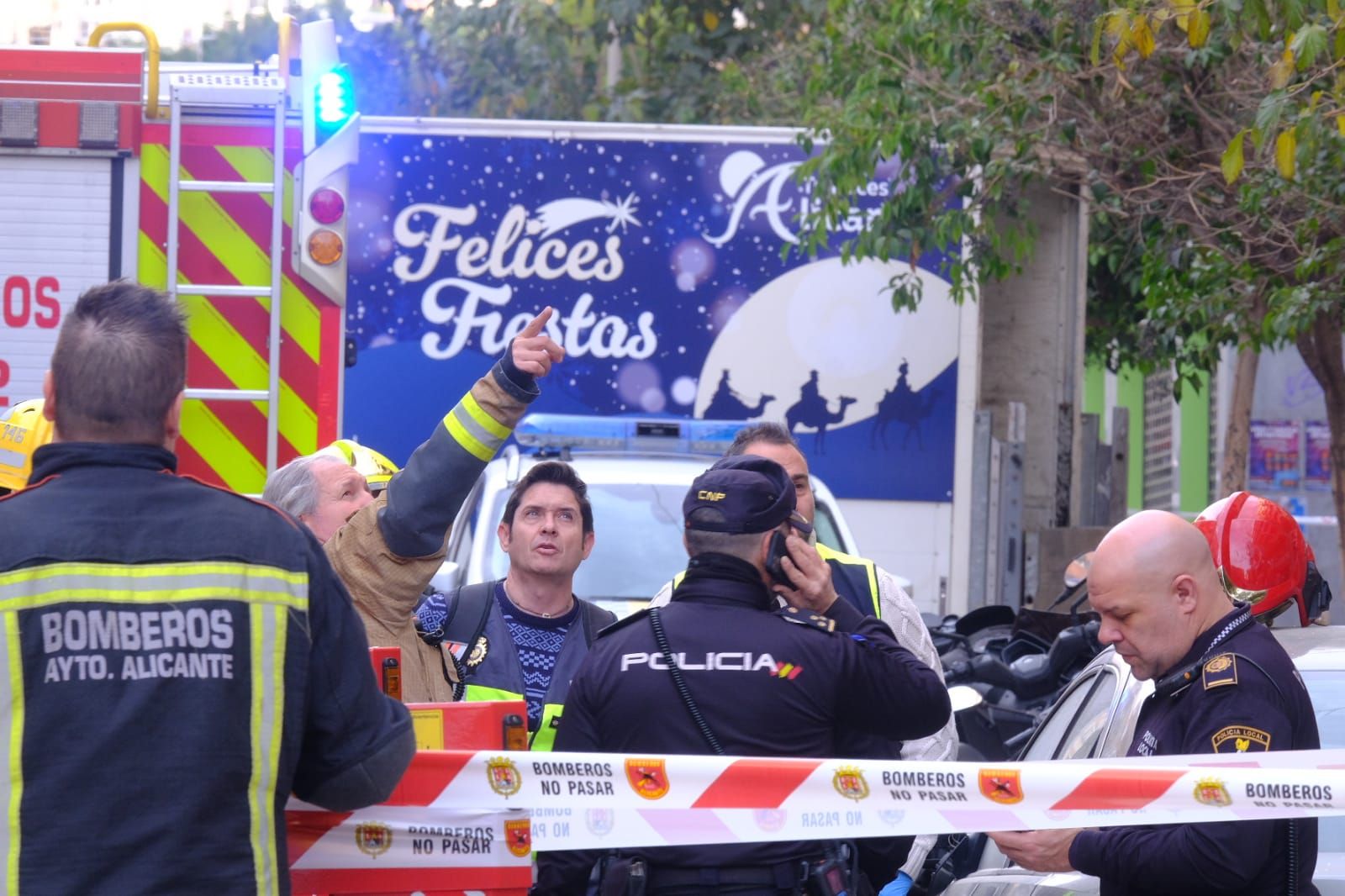 Una bombona de butano explota en un quinto piso de la avenida Conde Lumiares