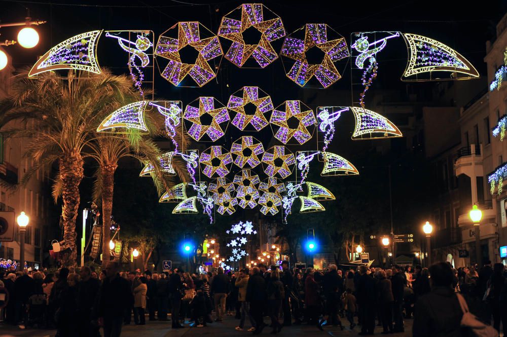 Así ha sido el encendido de luces de la Navidad en