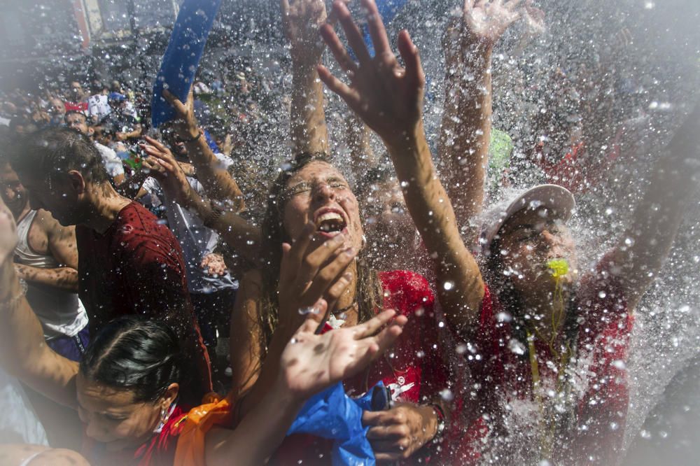 La Fiesta del Agua de Vilagarcía, en fotos