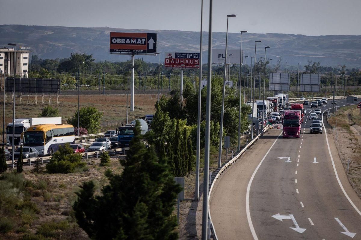 Retenciones en lods accesos a Plaza por obras en la A-2