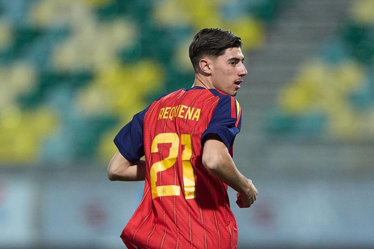 Dani Requena durante su debut con la selección española sub-21.