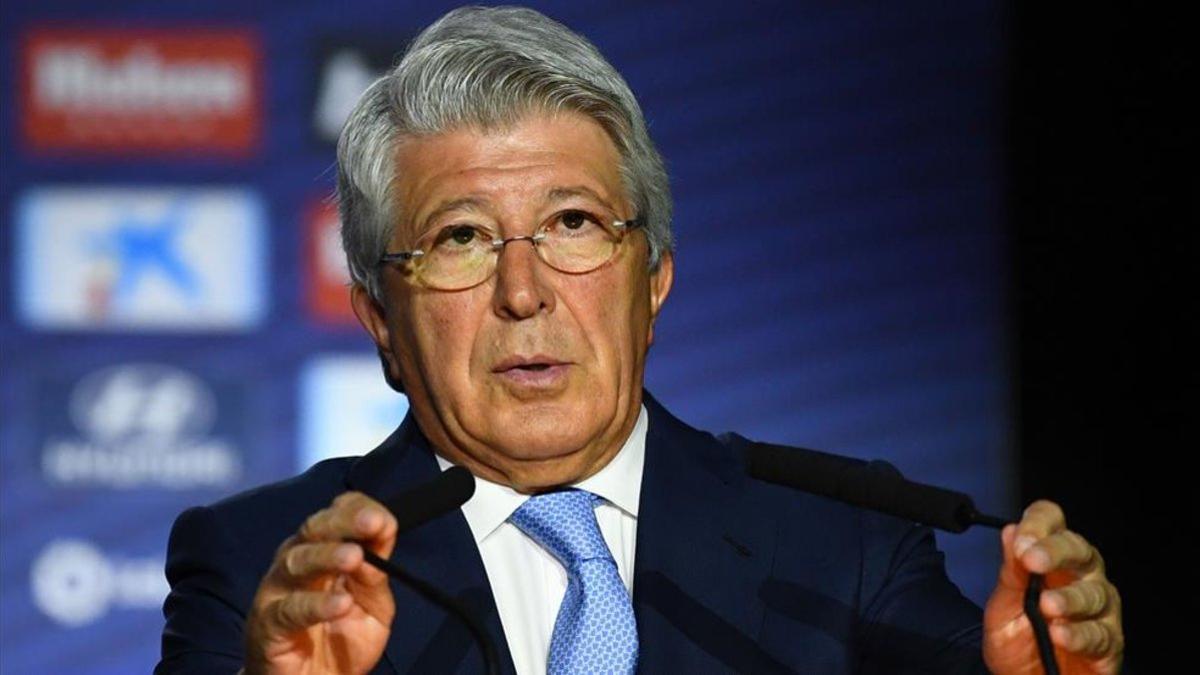 Cerezo, feliz por exportar el fútbol español en el mundo