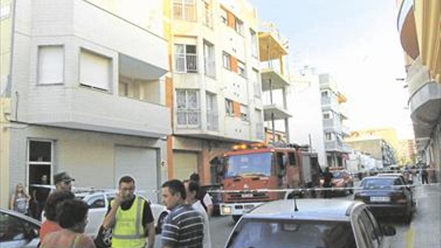 Hallan a una mujer muerta en el incendio de su casa en Vinaròs