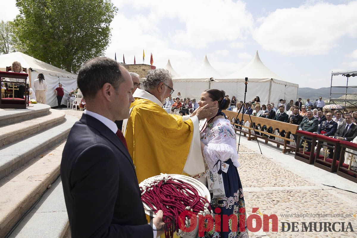Fiestas de Caravaca | Imposición de cruces a los nuevos hermanos cofrades de la Vera Cruz