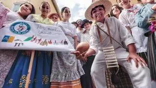El 'Quédate' de Quevedo gana al 'Virgen de Candelaria' en la primera romería escolar