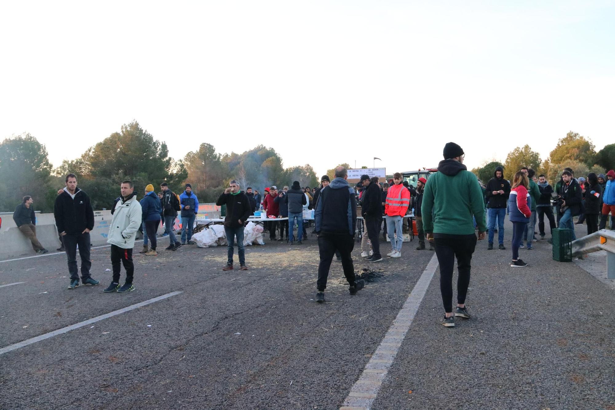 Continuen les afectacions per les protestes de la pagesia gironina