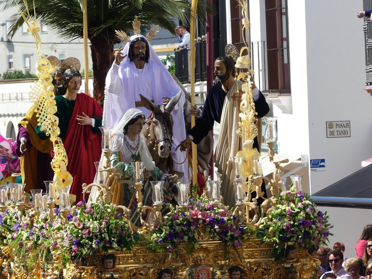 La Hermandad de La Borriquita abrió a lo grande la Semana Santa de Utrera 2019
