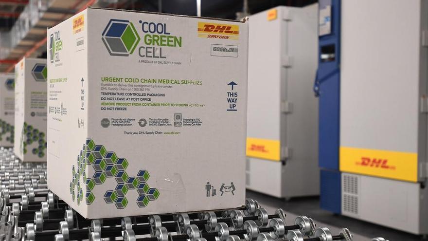 Cajas para conservar la cadena de frio para contener las vacunas de Pfizer.