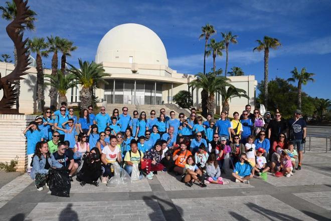 Recogida de ‘basuraleza’ en las playas del Grau de Castelló