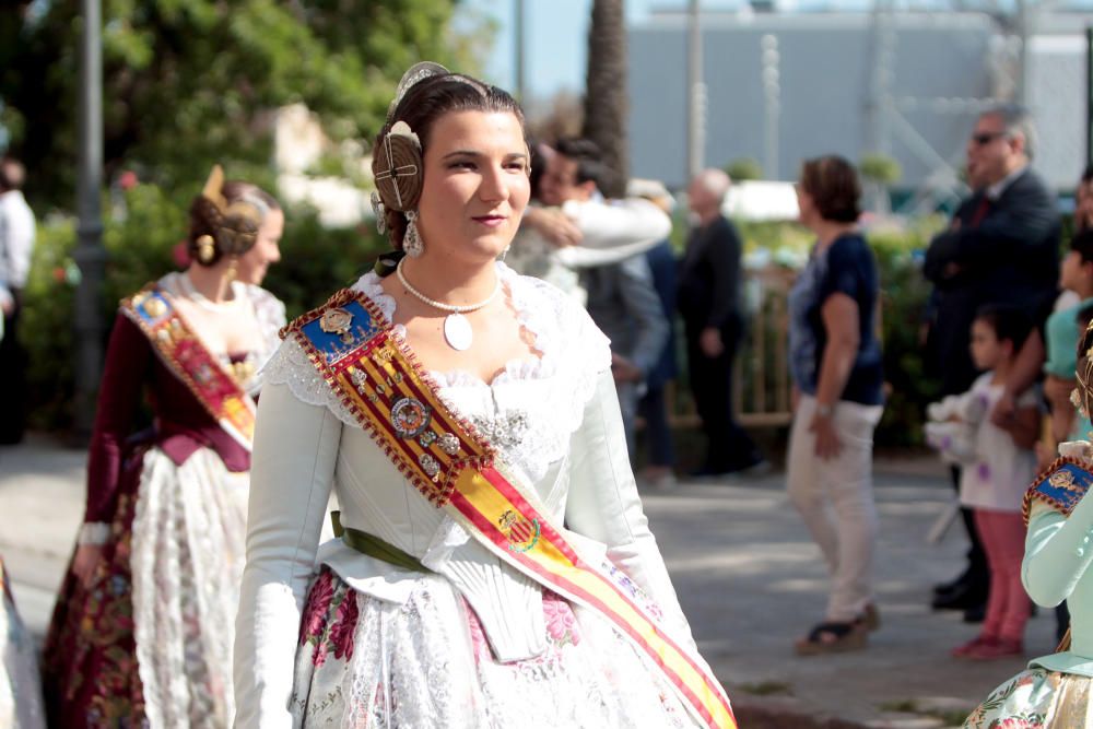 Homenaje a la Senyera de la agrupación de Fallas del Marítim