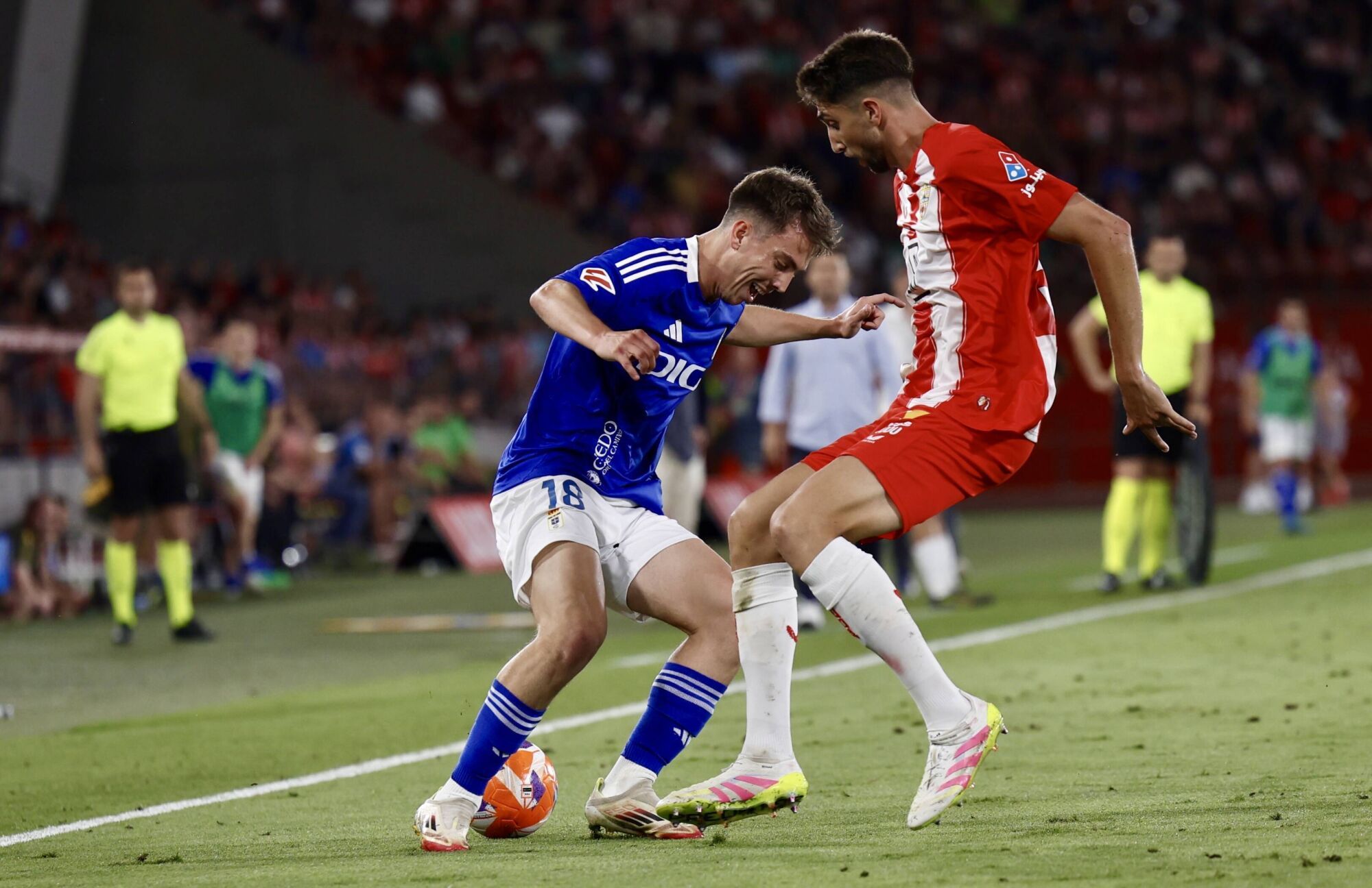 Así fue el primer partido del play-off entre el Almería y el Real Oviedo
