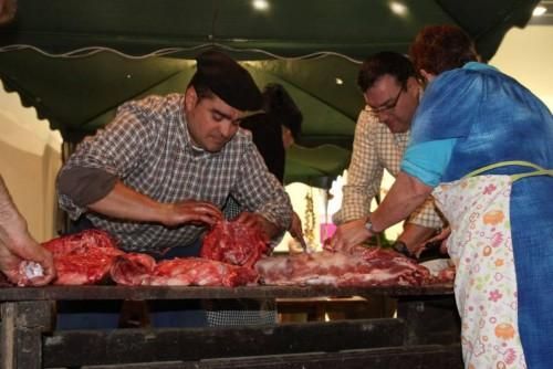 Matanza tradicional en Monfarracinos