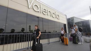 El Consell pedirá informes para avalar la ampliación del aeropuerto de Valencia