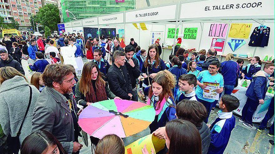 Muestra de cooperativas escolares: todo por la sostenibilidad