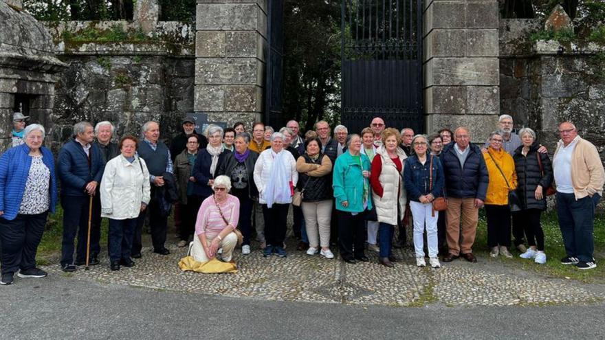 Alumnado de historia de la UNED Sénior visita el pazo de Meirás y conoce el legado de Pardo Bazán