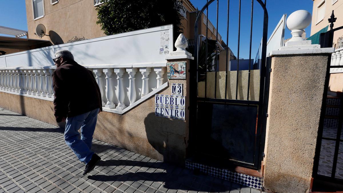 Domicilio donde una mujer fue asesinada y descuartizada por su marido en Torrevieja.