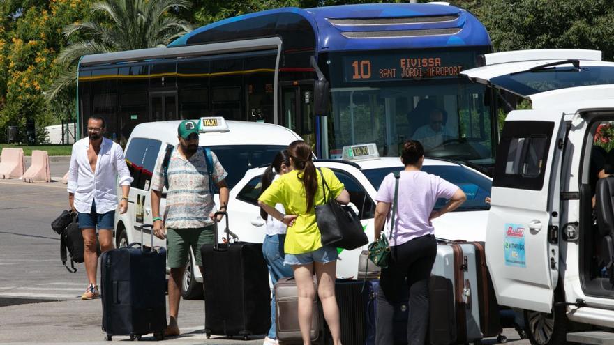 La patronal de la vivienda vacacional de Ibiza calcula que un 20% ha dejado de comercializarse