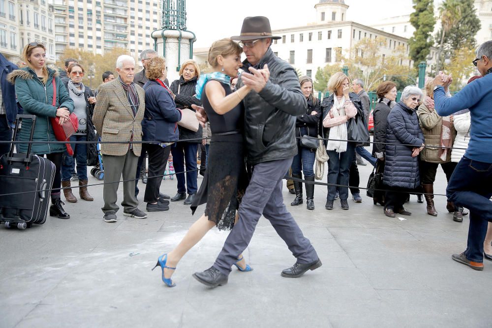 Tango en el vestíbulo de la Estación del Norte