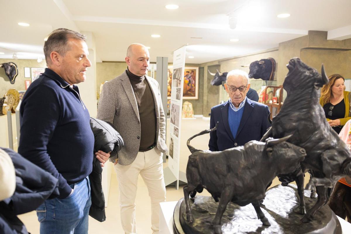 Visita de José Luis y Alberto Ramírez al Museu del Bou de Burriana
