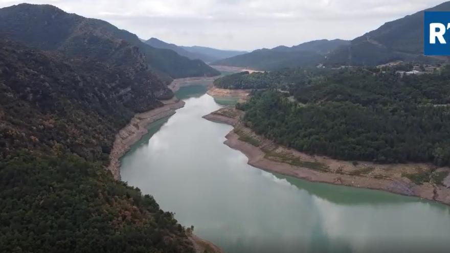 Els efectes de la sequera a la Baells, a vista de dron