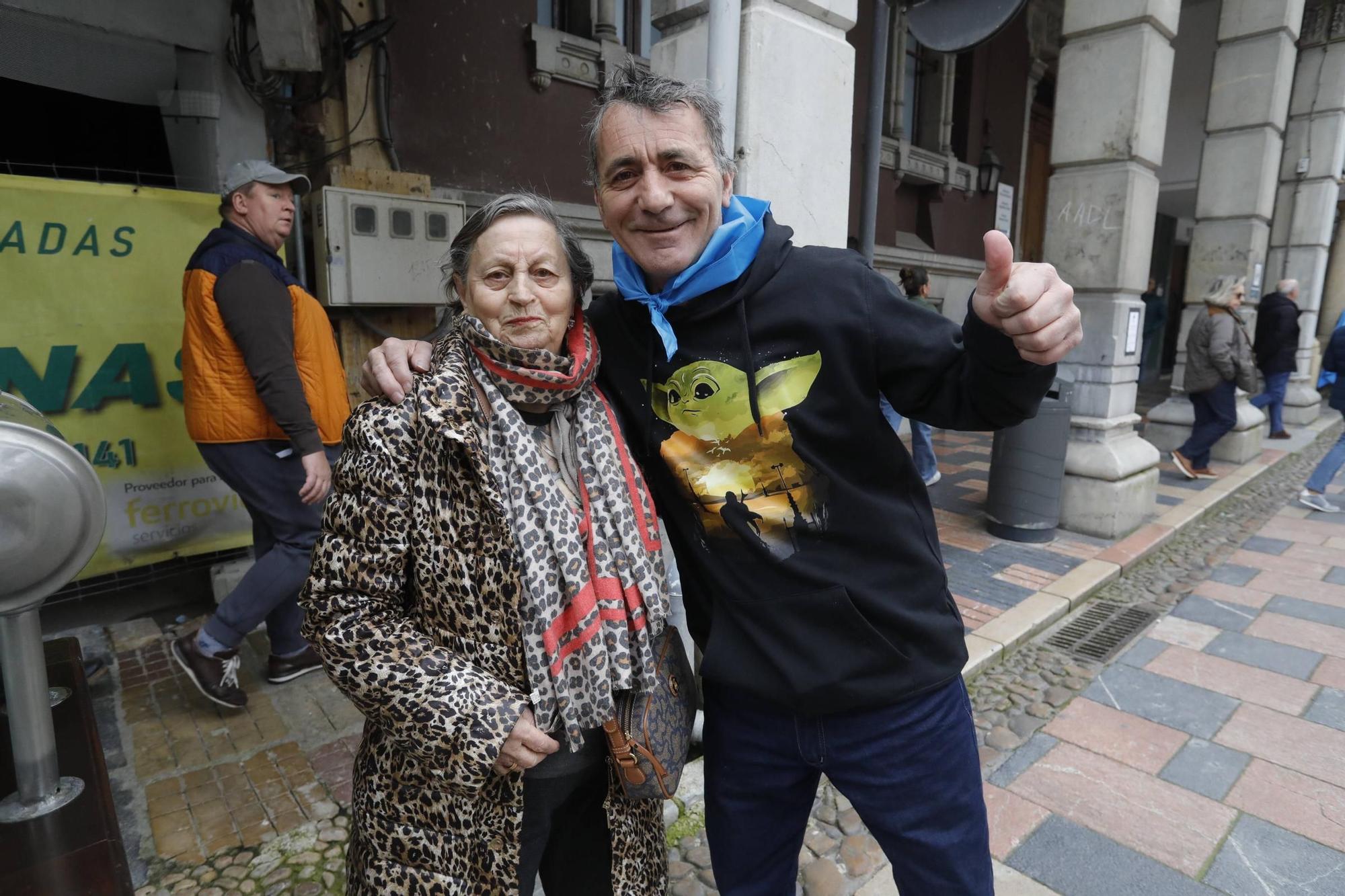 EN IMÁGENES: el ambiente en la Comida en la Calle de Avilés