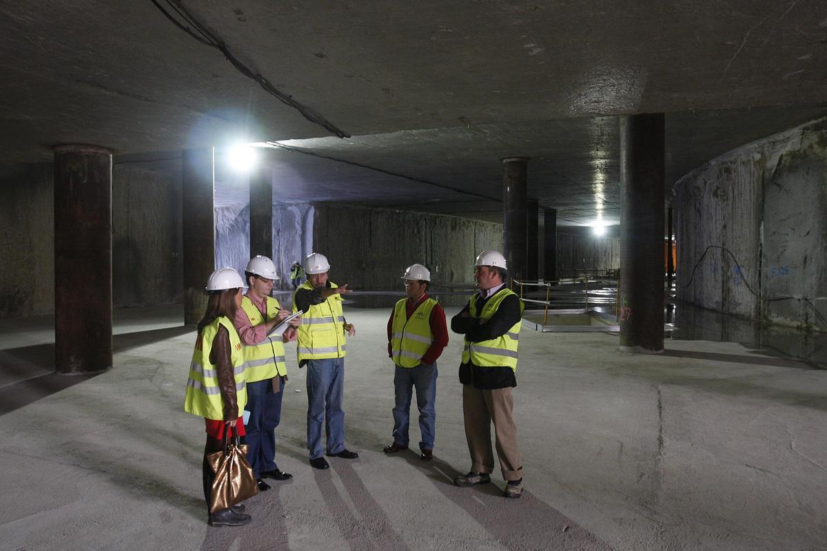 Visita a las obras de los túneles del Metro de Málaga antes de su entrada en funcionamiento.
