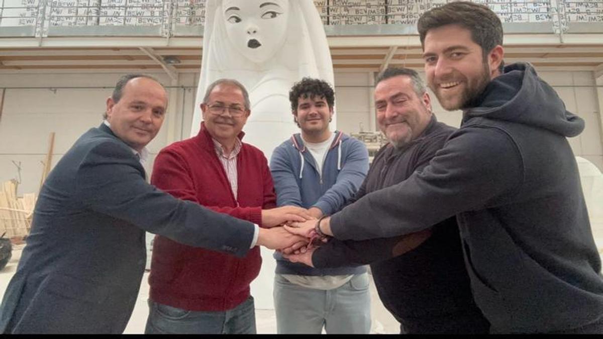 La falla Plaça Major ha cerrado la contratación del taller Palacio i Serra.