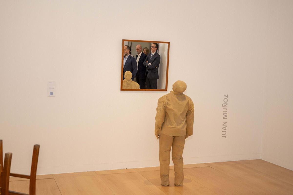 'Espacio y Tiempo': un paseo en A Coruña por las esculturas de la Colección Abanca