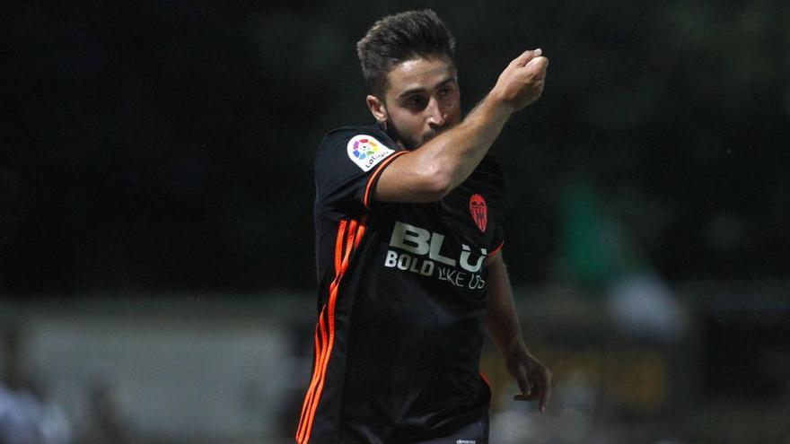 Nacho Gil celebra un gol ante el Sporting de Portugal.