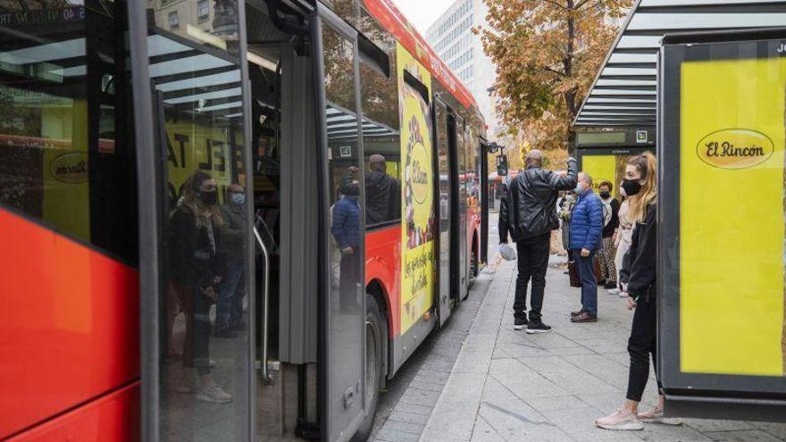 Los servicios mínimos para la huelga del bus de Zaragoza oscilarán entre el 46% y el 61%